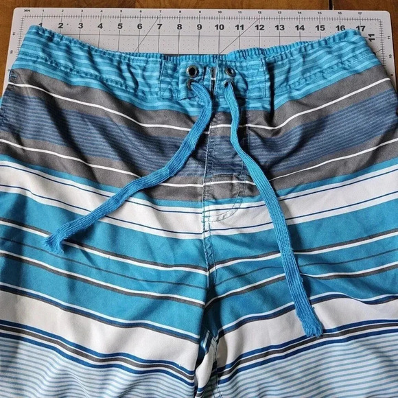 OP Men’s Medium 32 34 Swim Shorts Blue Surf Board Trunks Pockets Striped Grey - Picture 8 of 8
